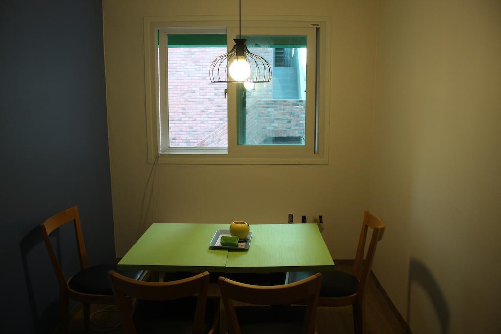 Moon Hostel Seul Esterno foto