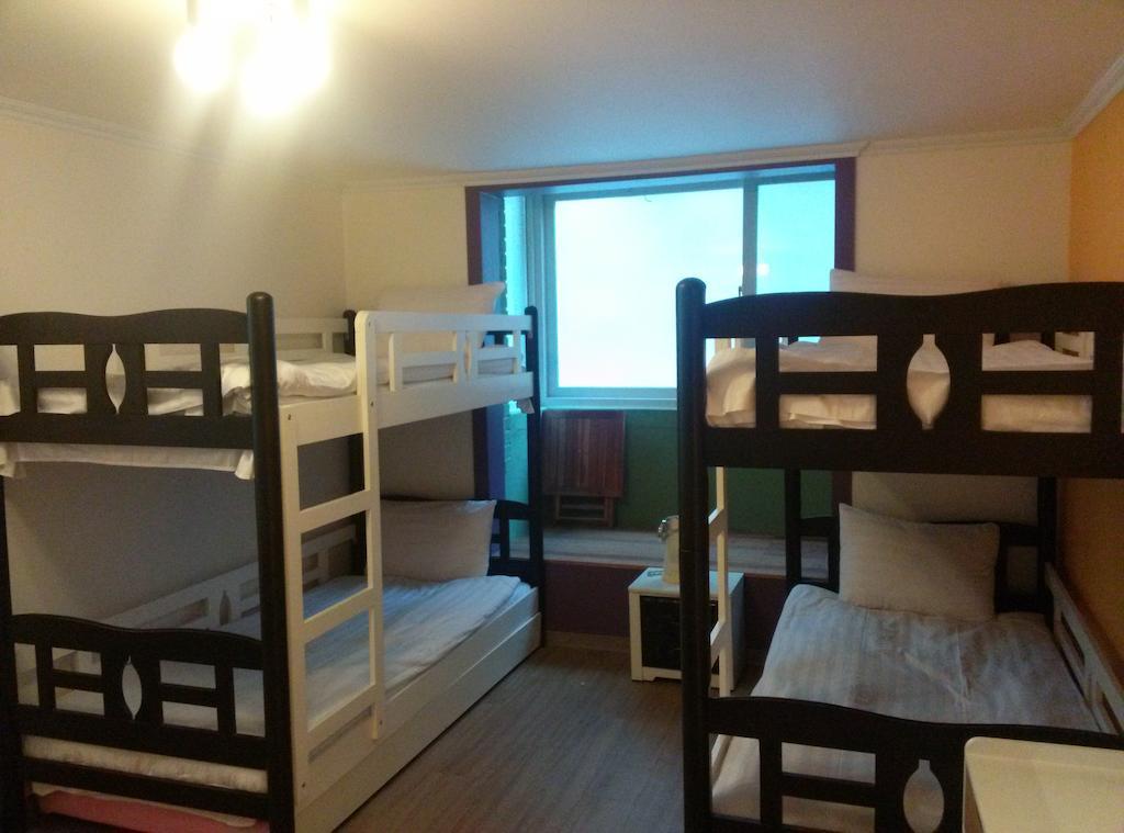 Moon Hostel Seul Esterno foto
