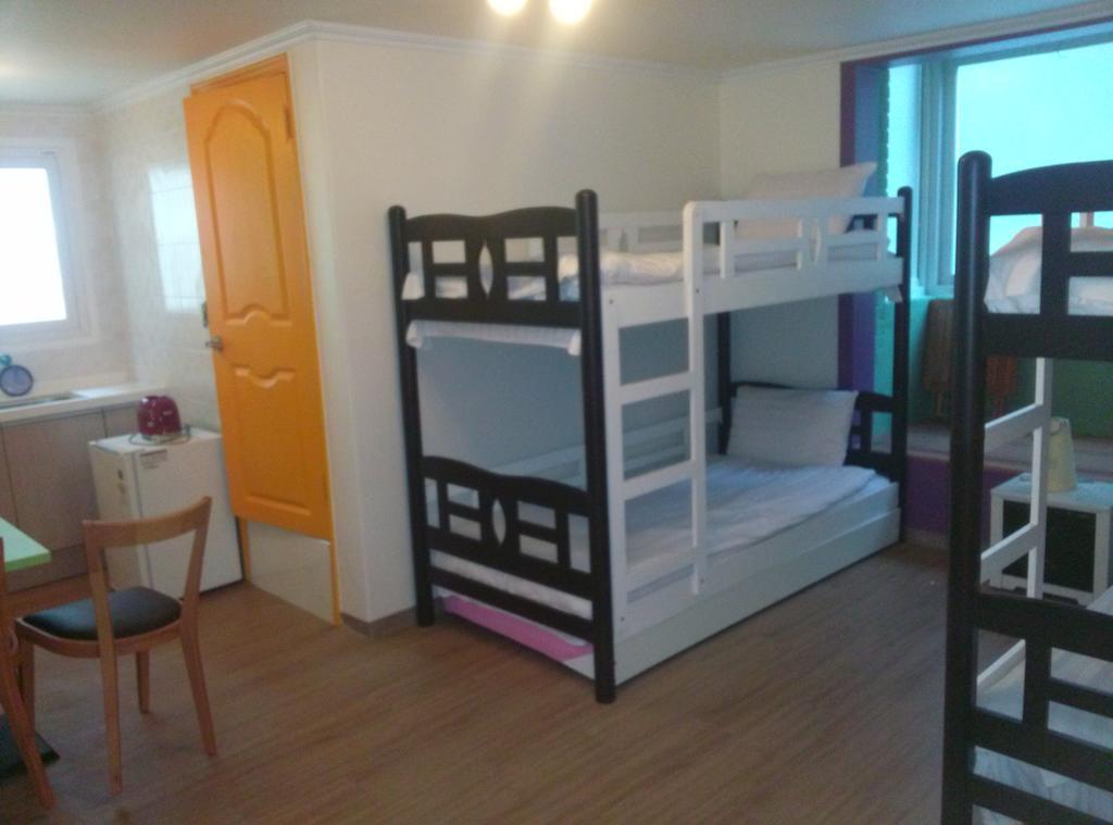 Moon Hostel Seul Esterno foto