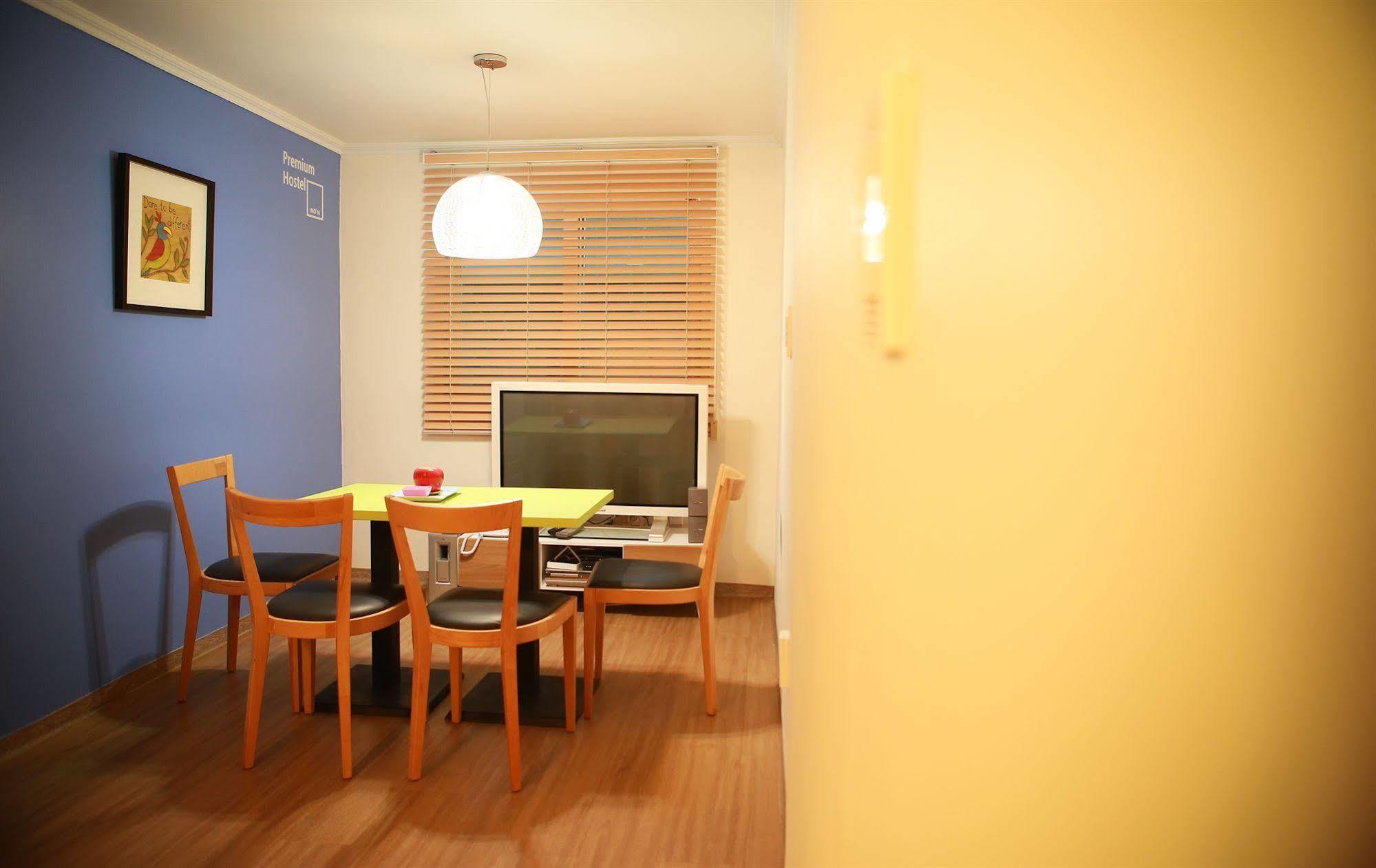 Moon Hostel Seul Esterno foto